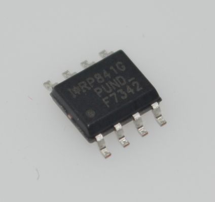 IRF7342TRPBF مزدوج 55 فولت 6.5A زوج MOSFET مع 50mΩ RDS ((on) التبديل السريع شحن البوابة المنخفضة SOIC-8 حزمة ESD محمية ومثالية للتصحيح DC-DC / متزامن