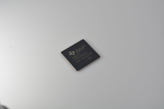 TMS320F28335PGFA معالج إشارة رقمية عالي الأداء بتردد 150 ميجاهرتز مع وحدة نقطة عائمة، ذاكرة فلاش 512 كيلوبايت، ذاكرة وصول عشوائي 68 كيلوبايت، محول تناظري إلى رقمي بـ 16 قناة، CAN/SPI/I2C، ونطاق درجة حرارة صناعية لأنظمة التحكم في الوقت الفعلي