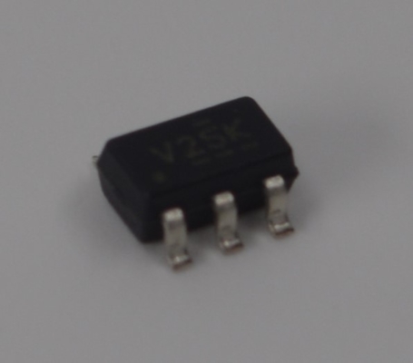 SN74CBTLV1G125DBVR 1-قناة التبديل الحافلة منخفضة الجهد <5Ω على الحالة المقاومة 3.3V/2.5V تشغيل 0-5V مستوى الترجمة الطاقة المنخفضة للغاية 10ns السرعة SOT-23-5 الحزمة تمكن الإدراج الساخن