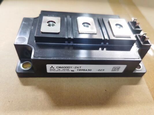 CM600DY-24T 1200V 600A وحدة IGBT مزدوجة VCE منخفضة (sat) 2.7V عالية دائرة موجزة صلبة خسارة التبديل المنخفضة عزل عالية لدفع المحرك الصناعي و UPS عالية الطاقة
