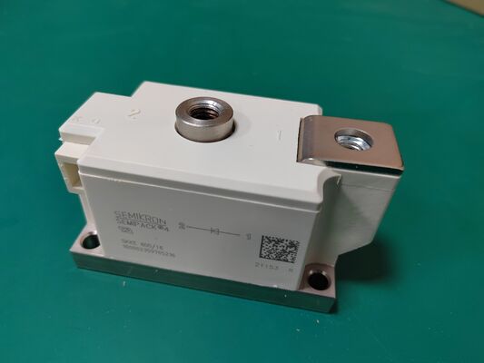 SKKE600/16 1600V 600A وحدة ثنائي الديود الواحد Ultra-Low VF 1.5V High Surge Current 22kA SEMIPACK4 قاعدة معزولة نقل حرارة ممتازة موثوقية عالية UL معتمدة للمصلحين واللحام