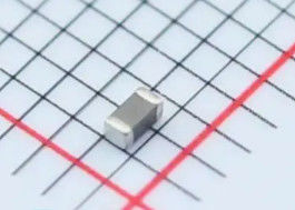 NCP18XH103F03RB: 10kΩ NTC Thermistor ، 0603 الحجم ، دقة ± 1٪ ، -40 °C إلى + 125 °C ، 100mW الطاقة ، AEC-Q200
