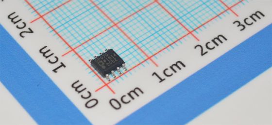 OP07DRZ 0.6μV مضخم تشغيلي منخفض الضوضاء 0.3μV/°C انحراف 600nV أقصى إزاحة ±18V مزود الطاقة SOIC-8 -40°C إلى +85°C