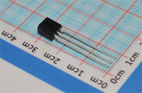 P34836 5G NR مكبر الطاقة الراديوي الراديوي 3.3-5V إمدادات 28dB مكاسب 30-6000MHz QFN-16 +105°C تشغيل التحكم المتكامل في التحيز