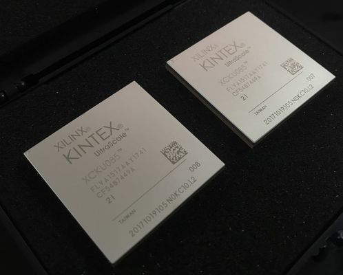 XCKU085-2FLVA1517I Kintex UltraScale FPGA 6.8M خلايا منطقية 16Gbps أجهزة إرسال واستقبال 1517-Pin FCBGA -40°C إلى +100°C
