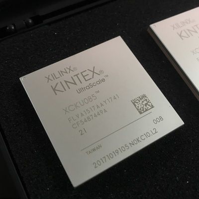 XCKU085-2FLVA1517I Kintex UltraScale FPGA 6.8M خلايا منطقية 16Gbps أجهزة إرسال واستقبال 1517-Pin FCBGA -40°C إلى +100°C