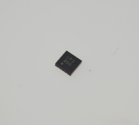 ADM7172ACPZ-R7 6.5V 2A ضوضاء منخفضة للغاية LDO 1μV RMS ضوضاء 75dB PSRR @ 1MHz 2.3-6.5V مدخل LFCSP-8 -40 °C إلى + 125 °C