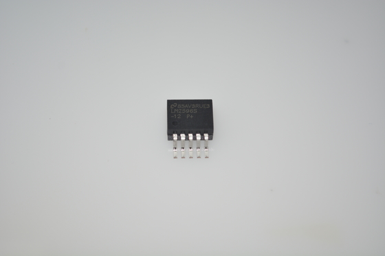 LM2596SX-12 محول خفض الجهد 12 فولت 3 أمبير مع نطاق واسع للإدخال 4.5 فولت-40 فولت وكفاءة 80% ومخرج قابل للتعديل، حماية حرارية، تموج منخفض، وحزمة TO-263 مدمجة لتنظيم طاقة موثوق به.