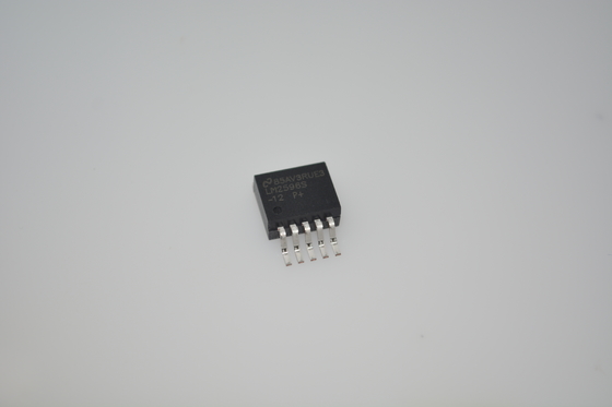 LM2596SX-12 محول خفض الجهد 12 فولت 3 أمبير مع نطاق واسع للإدخال 4.5 فولت-40 فولت وكفاءة 80% ومخرج قابل للتعديل، حماية حرارية، تموج منخفض، وحزمة TO-263 مدمجة لتنظيم طاقة موثوق به.