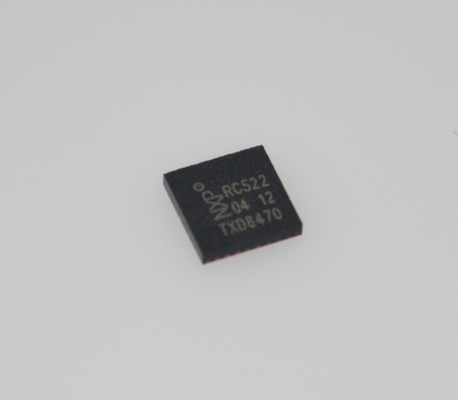MFRC52202HN1 شريحة قارئ RFID/NFC بتردد 13.56 ميجاهرتز مع دعم ISO 14443A/MIFARE، واجهات SPI/I2C/UART، نطاق 10 سم، وضع الطاقة المنخفضة، مضادة للتصادم، وحزمة HVQFN32 مدمجة لأنظمة الوصول الآمن