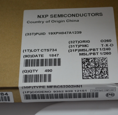 MFRC52202HN1 شريحة قارئ RFID/NFC بتردد 13.56 ميجاهرتز مع دعم ISO 14443A/MIFARE، واجهات SPI/I2C/UART، نطاق 10 سم، وضع الطاقة المنخفضة، مضادة للتصادم، وحزمة HVQFN32 مدمجة لأنظمة الوصول الآمن