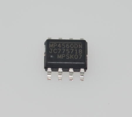 MP4560DN-LF محول تنحّي عالي الكفاءة 60 فولت 5 أمبير مع نطاق إدخال واسع 4.5-60 فولت، تردد قابل للتعديل 500 كيلو هرتز، حماية من التيار الزائد، إيقاف حراري، وحزمة DFN مدمجة