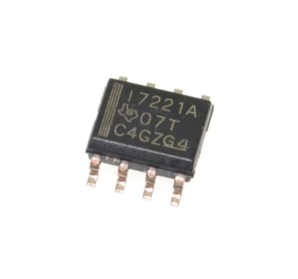 ISO7221ADR عازل رقمي 1-قناة 150Mbps عالية السرعة 3kVrms عزل 3.1ns تأخير 2.7-5.5V الجهد العريض -40°C إلى +125°C حزمة SOIC-8
