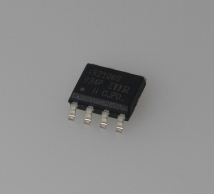 IR2106STRPBF 600 فولت سائق نصف جسر 200mA انتاج التبديل السريع UVLO ، تأخير الانتشار المنخفض SOIC-8 مثالية لدفع المحركات والمعدات الثانوية