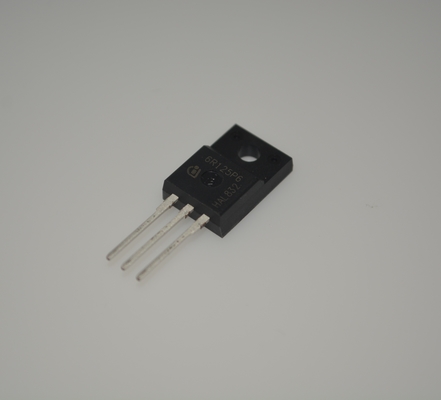 IPA60R125P6 600V/125A MOSFET 60mΩ RDS ((on) TO-247 حزمة التبديل السريع الكفاءة العالية درجة السيارات الأداء الحراري القوي - مثالية لدفع المحركات والمحولات