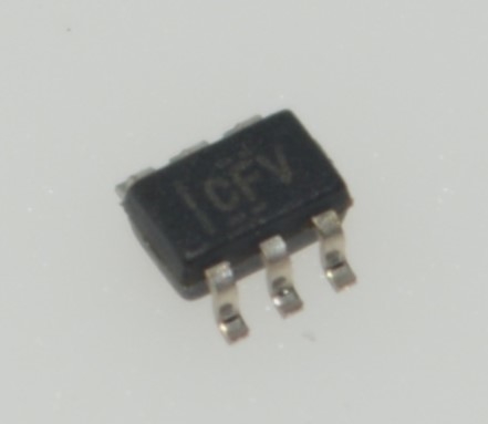 INA214AIDCKR 26V مراقبة تحديد التيار المتحرك 100μV Offset SC70-6 حزمة واسعة 2.7-26V مجموعة منخفضة 85μA IQ الاستشعار ثنائي الاتجاه - مثالي لإدارة البطارية / الطاقة