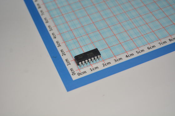 IR2110PBF محرك الجانب العالي / المنخفض مع 600 فولت تقييم 2.5A الذروة الخروج 10V-20V إمدادات 120ns التبديل UVLO الحماية and حزمة PDIP المدمجة