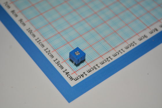 3362P-1-102LF مقياس جهد ثلاثي 1kΩ مقياس جهد دقيق متعدد الدورات ±10% تفاوت التركيب عبر الفتحة عنصر سيرميت موثوق به قابل للتعديل مثالي للمعايرة وضبط الدوائر