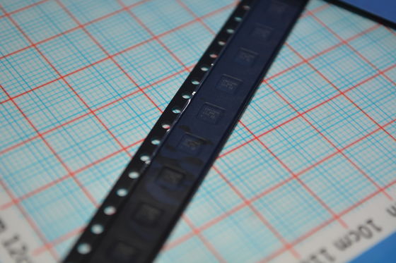 CSD17309Q3 30V N-Channel NexFET™ MOSFET مع 3.6mΩ RDS(on) تيار مستمر 40A تصنيف 175°C حزمة SON فائقة الانخفاض Qg 3mm×3mm مؤهلة AEC-Q101 وخالية من الرصاص