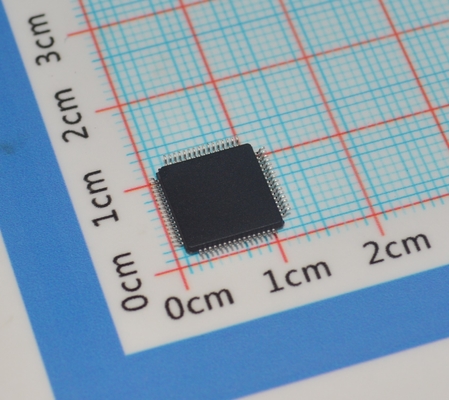 LPC2131FBD64/01,15 ARM7 MCU 32 بت RISC Core 64KB Flash 16KB RAM 60MHz السرعة USB 2.0 2x UART 64-LQFP -40 °C إلى +85 °C الصناعية