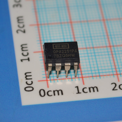 OPA2251PA Precision Dual Op Amp with 10MHz Bandwidth Low 0.5μV/°C Drift 1.1μVpp Noise Rail-to-Rail Output ±2.25V to ±18V Supply and 8-Pin DIP Package