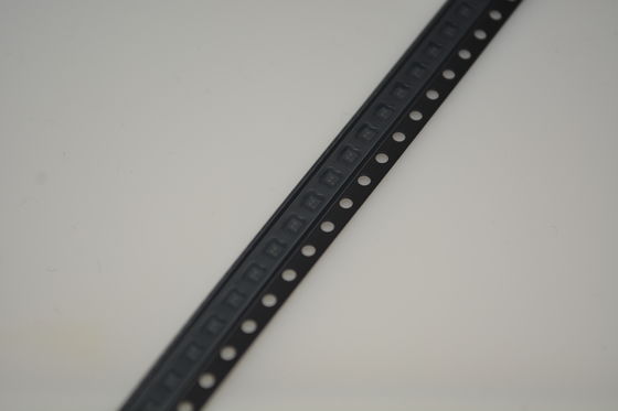 BQ29700DSER 2-4S محافظ الليثيوم أيون طاقة منخفضة للغاية مراقبة الجهد عالية الدقة حماية الفولتاج الزائد حماية الضغط المنخفض الحماية الحمل الكشف عن الدوائر القصيرة الدفاع المدمج DSBGA حزمة