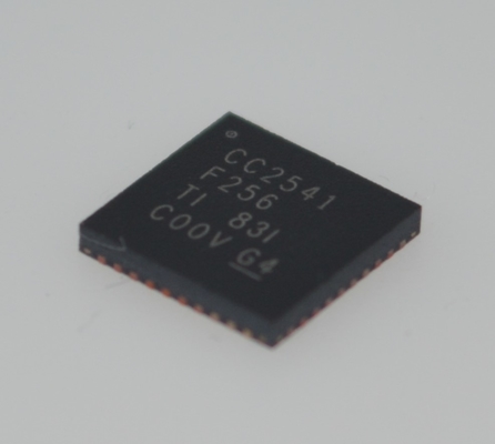 CC2541F256RHAR بلوتوث 4.0 منخفض الطاقة SoC ذاكرة فلاش 256KB ذاكرة وصول عشوائي 8KB معالج دقيق 8051 قوي جهاز إرسال واستقبال ترددات لاسلكية مدمج منخفض الطاقة للغاية مجموعة بروتوكولات بلوتوث كاملة واجهة استشعار متقدمة مثالية لإنترنت الأشياء/الأجهزة القابلة للارتداء