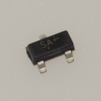 BSS123LT1G MOSFET من النوع N منخفض 170mΩ RDS(on) 20V VDS 100V مصنف للانهيار الجليدي مثالي لتبديل الأحمال منخفضة الطاقة وتبديل الأحمال وتحويل DC-DC مع حزمة SOT-23 وحماية ESD