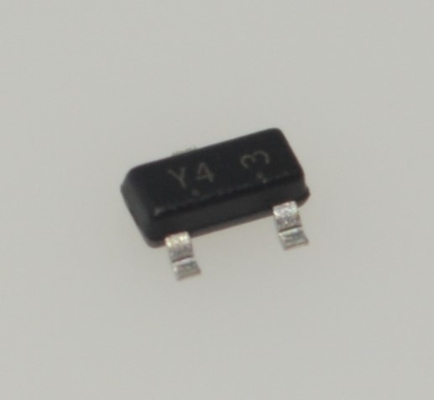 BZX84C15LT3G 15V زينر SOT-23 225mW تيار تسرب منخفض استقرار عالي حماية من الاندفاع خالي من الهالوجين تغليف شريط وبكرة مثالي للوحات الدوائر المطبوعة محدودة المساحة