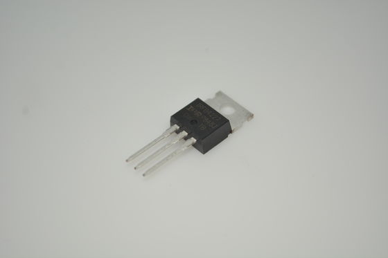 IRFB4227PBF 200V/195A MOSFET مع Ultra-Low 4.5mΩ Rds ((on) TO-220 حزمة المحرك المنطقي مستوى الهولونة معدل التبديل السريع كفاءة عالية تصميم قوي لنظم التحكم في المحركات والطاقة