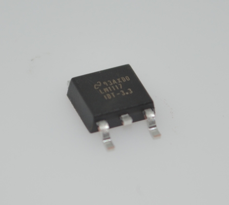 LM1117IDTX-3.3/NOPB 3.3V 800mA منظم LDO مع 1V هبوط 0.4% دقة التيار الحالي / الحماية الحرارية مستقرة مع القبعات السيراميكية SOT-223 حزمة -40 °C إلى + 125 °C نطاق