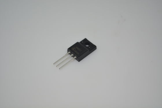 SPA04N80C3XKSA1 Power MOSFET 800V Ultra-High Voltage 4A Current Low Rds(on) Super Junction Technology Low Gate Charge High Efficiency Halogen-Free Robust Performance for SMPS & Industrial Drives
