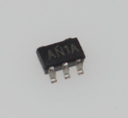 الدقة LMP2011MF Op Amp 5.5V السكك الحديدية إلى السكك الحديدية I / O 950μA التيار الهادئ 3MHz GBW 2.5V إلى 5.5V التشغيل -40 °C إلى 125 °C المدى حزمة SOT-23 الصغيرة