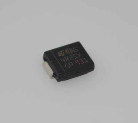 مقوم طاقة فائق السرعة 75ns STTH4R02SY 4A 200V ذو Vf و Qrr منخفض جدًا تشغيل في درجة حرارة عالية مؤهل AEC-Q101 خالٍ من الهالوجين مقاوم لـ ESD حزمة DPAK متينة