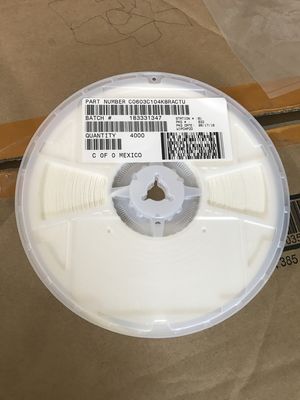 C0603C104K8RACTU 100nF 10V X7R 0603 MLCC يحتوي على 10% تحمل سعة عالية أداء مستقر من -55 °C إلى + 125 °C ومتوافق مع RoHS