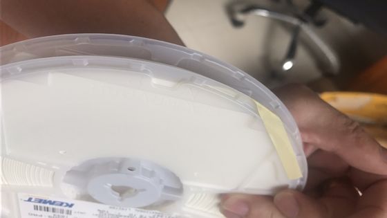 C0603C221J5GACTU 220pF 50V C0G/NP0 0603 MLCC يحتوي على 5% التسامح أداء ثابت للغاية تردد مرتفع خسارة منخفضة -55 °C إلى + 125 °C نطاق ومتوافق مع RoHS