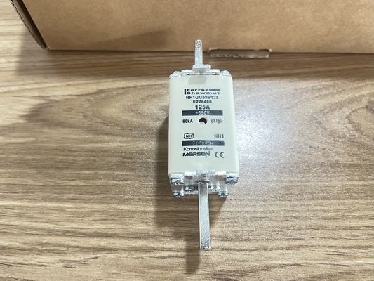 NH1GG69V125P IGBT 125A/1200V طاقة انخفاض الخسائر الكفاءة العالية 175 درجة مئوية صلابة العزل الكامل بنية مضغوطة لغيرات الصناعية والسيارات الكهربائية