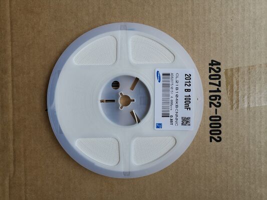 مكثف سيراميك متعدد الطبقات 1206 X7R 0.1µF، جهد 50 فولت، أداء حراري مستقر، مقاومة داخلية منخفضة، حجم صغير، موثوقية عالية، مثالي لتصفية خطوط الطاقة وفصل الدوائر الصناعية.