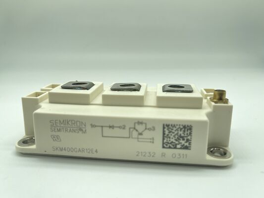 وحدة IGBT SKM400GAR12E4 1200V 400A منخفضة Vce(sat) متانة عالية ضد قصر الدائرة خسارة تبديل منخفضة عزل عالي درجة صناعية لمحولات الطاقة الشمسية وأجهزة UPS عالية القدرة