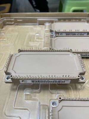 7MBR100VN120-50 1200V 100A وحدة PIM مع مدمج مقوم وعاكس، فقد منخفض، عزل عالي، NTC مدمج، حزمة مدمجة لمحركات المحركات الصناعية و UPS