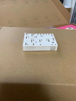 35ACC12F4V1 12 فولت 3.5 أمبير ترانزستور سيارات PNP منخفض VCE(sat) 250mV كسب تيار عالي حزمة SOT-223 مؤهل AEC-Q101 لتبديل الأحمال والتحكم في المحركات في المركبات