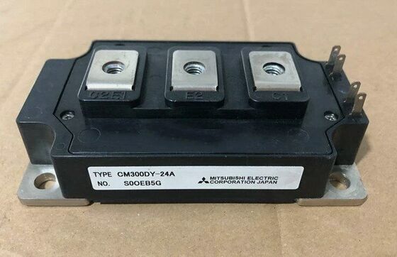 CM300DY-24A 1200V 300A وحدة IGBT مزدوجة VCE منخفضة ((sat) 2.7V خسارة التبديل المنخفضة الدائرة القصيرة عالية صلابة عالية العزلة للمحركات الصناعية الثقيلة و UPS
