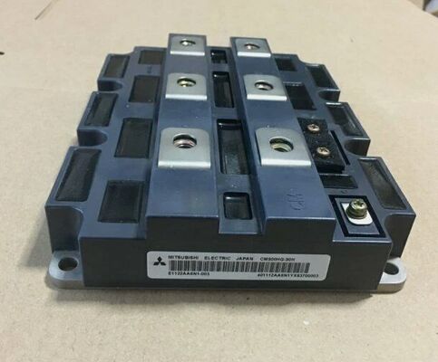 وحدة IGBT عالية التيار CM900HC-90H 900V 900A، انخفاض VCE(sat) 2.7V، متانة عالية ضد قصر الدائرة، فقدان تبديل منخفض، عزل عالي لمحركات الصناعة الثقيلة و UPS الضخمة