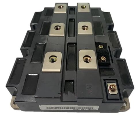 وحدة IGBT عالية التيار CM900HC-90H 900V 900A، انخفاض VCE(sat) 2.7V، متانة عالية ضد قصر الدائرة، فقدان تبديل منخفض، عزل عالي لمحركات الصناعة الثقيلة و UPS الضخمة