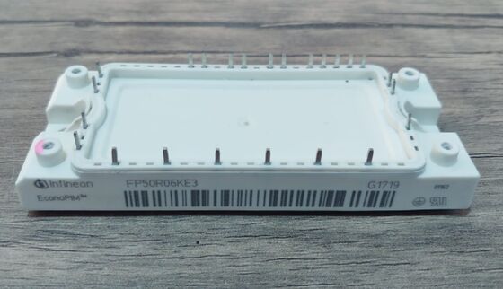 FP50R06KE3 600V 50A وحدة PIM VCE منخفضة ((sat) خسارة التبديل المنخفضة NTC متكاملة أسس النحاس التردد العالي للتبديل لدفع المحركات و UPS