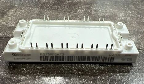 FS75R12KT3 1200V 75A وحدة IGBT Trenchstop IGBT3 Fast EmCon Diode Sixpack Configuration متكاملة NTC منخفضة الحثية كثافة الطاقة العالية EconoPACKTM2 للدراجات