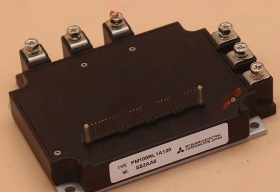 PM100RL1A120 1200 فولت 100 أمبير IPM الجيل الخامس CSTBT™ جهد VCE(sat) منخفض 1.75 فولت محرك متكامل حماية من الدائرة القصيرة اكتشاف درجة الحرارة الزائدة خرج خطأ معتمد من UL للمحركات