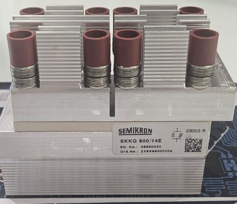 SKKQ800/14E 1400V 800A وحدات التايريستور الفردية التبديل السريع منخفض VF 1.37V 12kA الزيادة العالية AlN اتصالات الضغط القاعدي السيراميكي بوابة تضخيم UL معتمدة للمبدعين والمعدات التحولية الناعمة