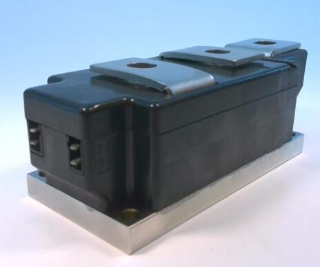 TT600N16KOF 1600V 600A وحدة ثيريستور مزدوجة VF منخفضة 1.32V زيادة عالية 21kA تكنولوجيا اتصال الضغط المنعزلة