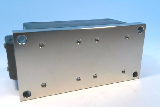 TT600N16KOF 1600V 600A وحدة ثيريستور مزدوجة VF منخفضة 1.32V زيادة عالية 21kA تكنولوجيا اتصال الضغط المنعزلة